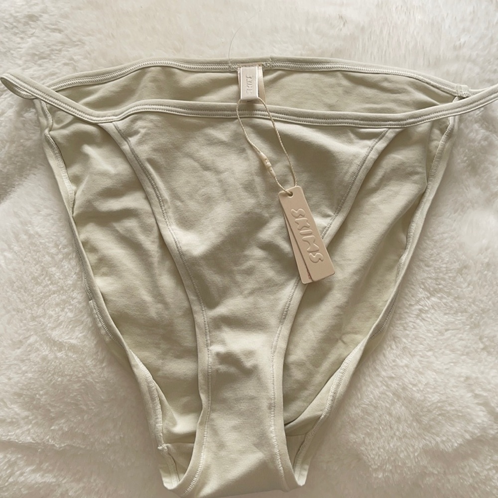 SKIMS string bikini